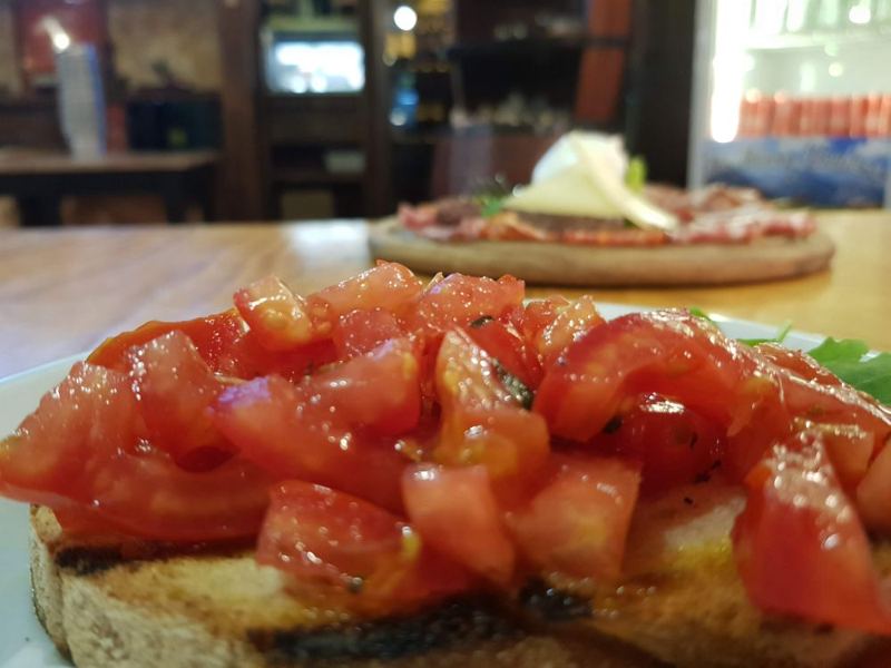 Bruschetta al Pomodoro